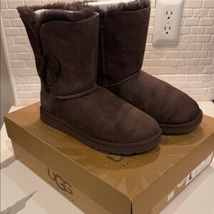 UGG Women's Chocolate Brown Winter Boots